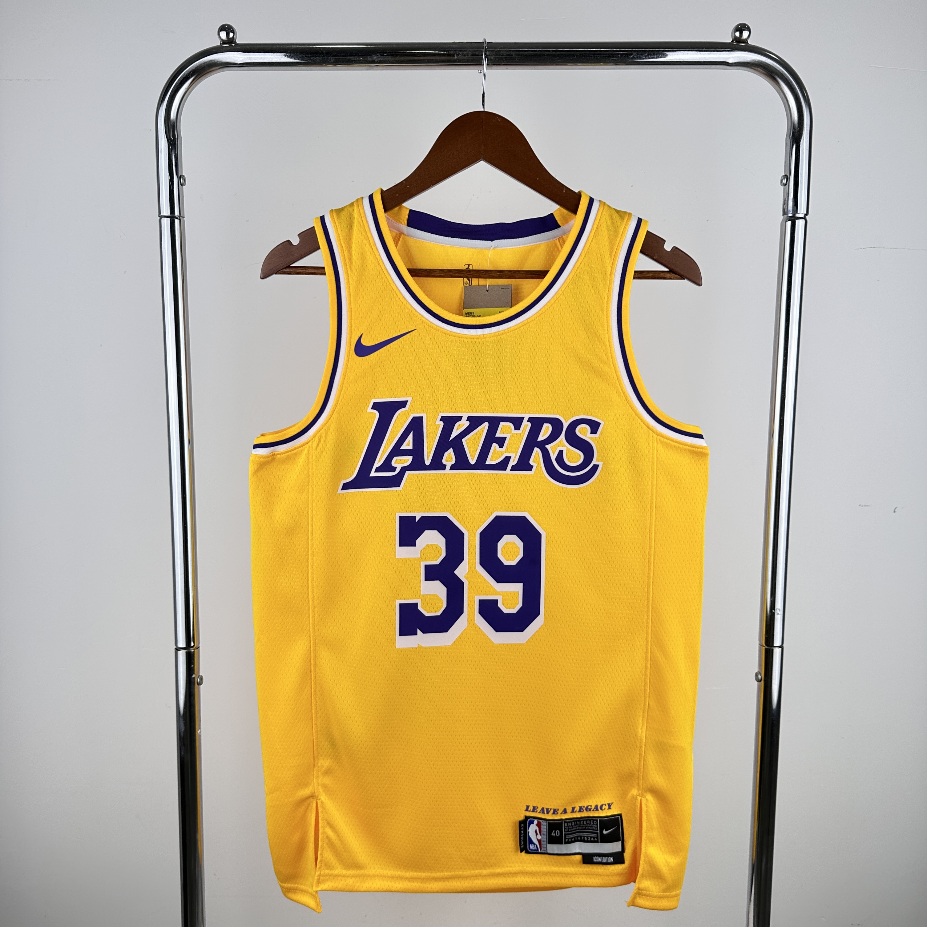 Men Los Angeles Lakers #39 Howard Stitched Yellow Nike NBA 2024 Jersey->los angeles lakers->NBA Jersey